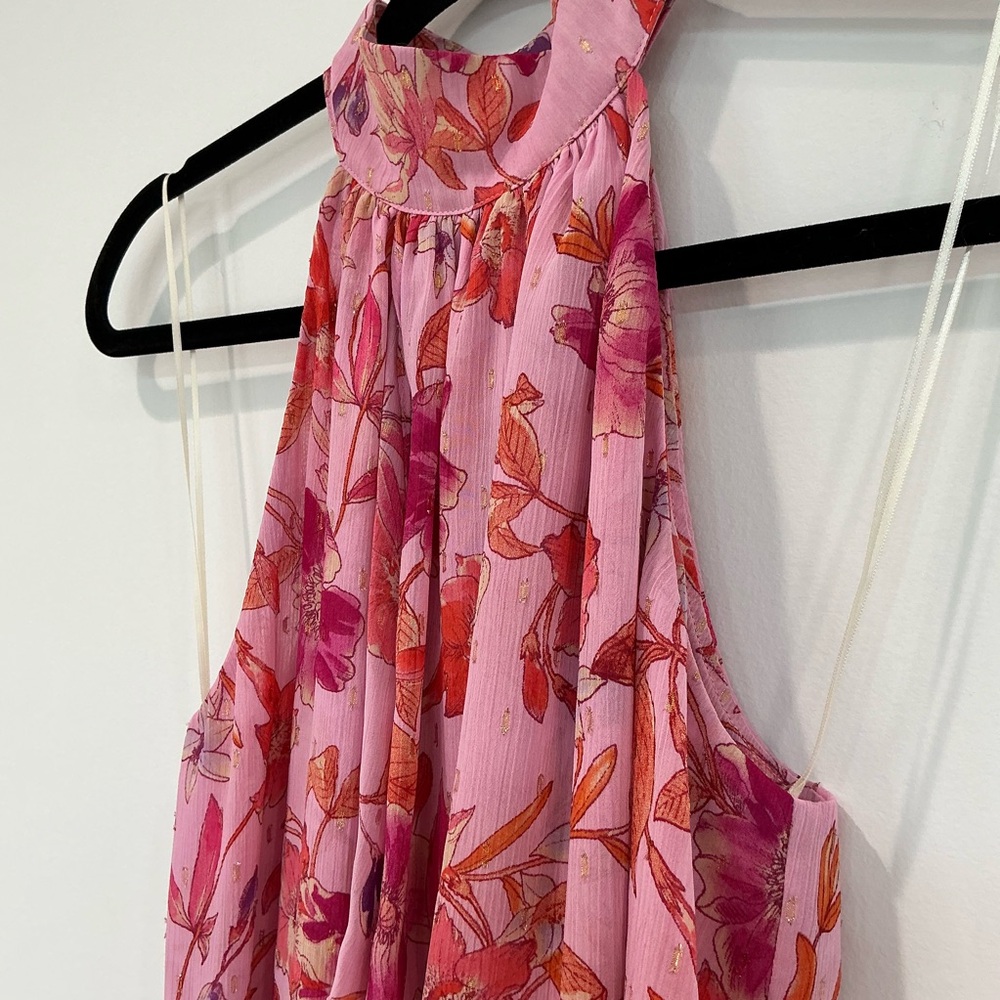 Misa Los Angeles Anka Flora Top AND Soma Mini Ruffled Skirt Fire Floral Mix - Picture 3 of 16